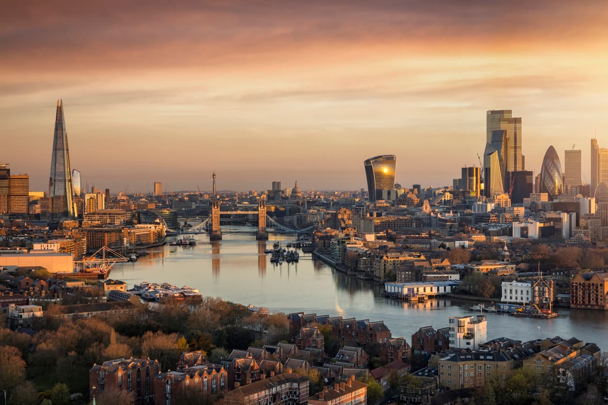 London skyline.png